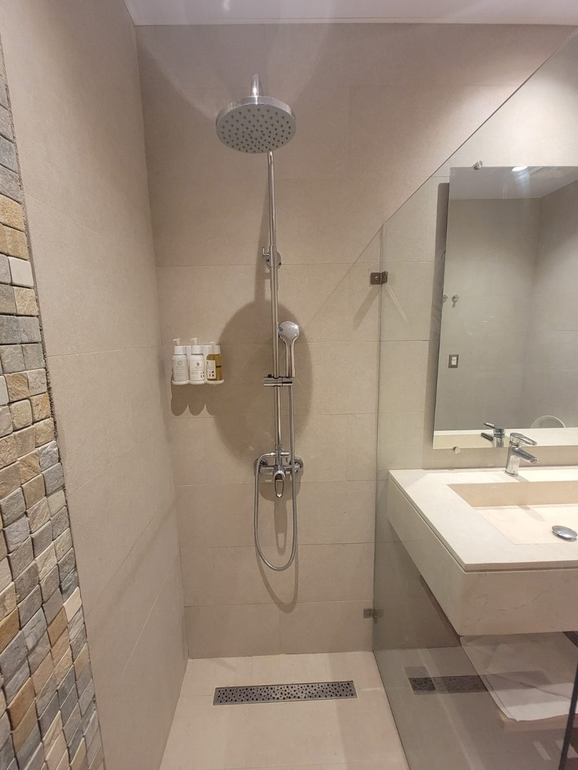 apartamentos - Vendo de Oportunidad Apto. Estudio de lujo amueblado en samana  1