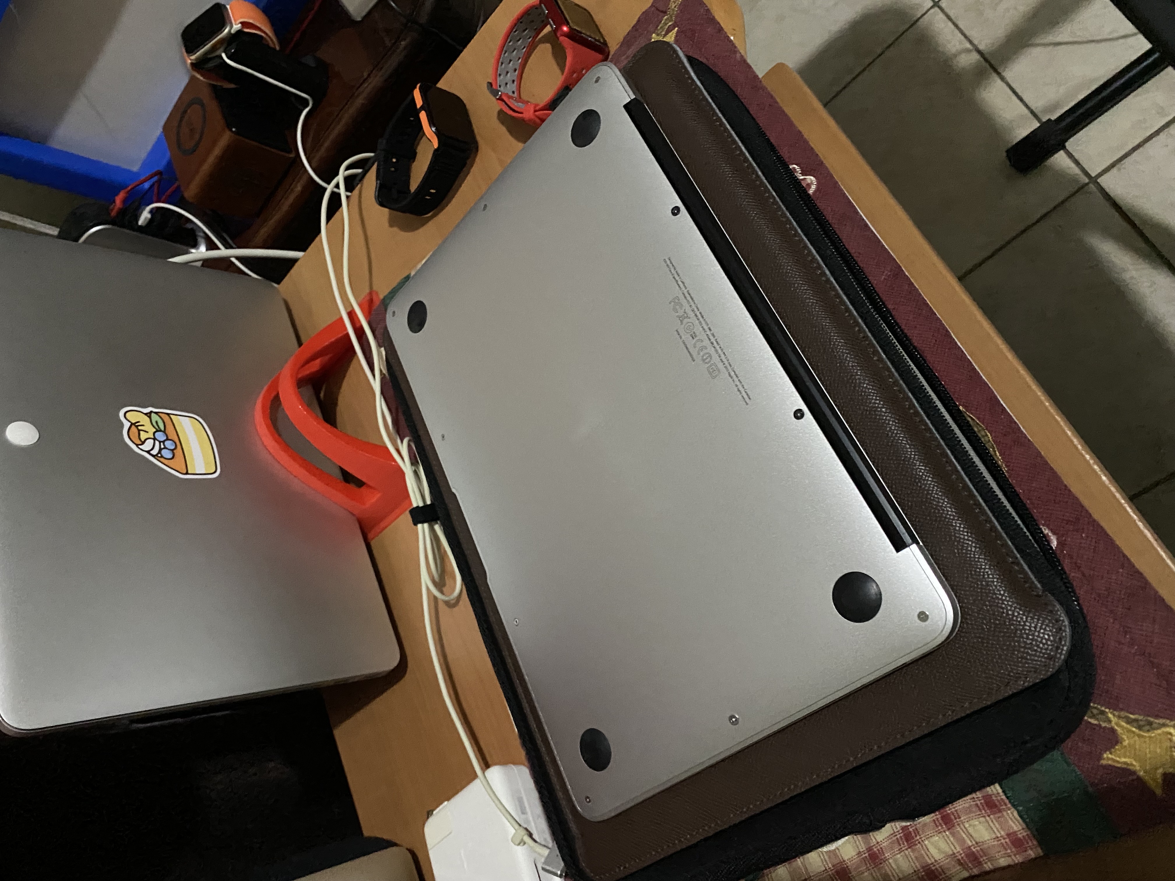 computadoras y laptops - Macbook Air 2010 11 Pulg 3