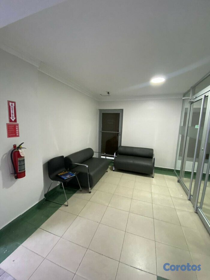 oficinas y locales comerciales - Alquiler de Local en Gazcue 5