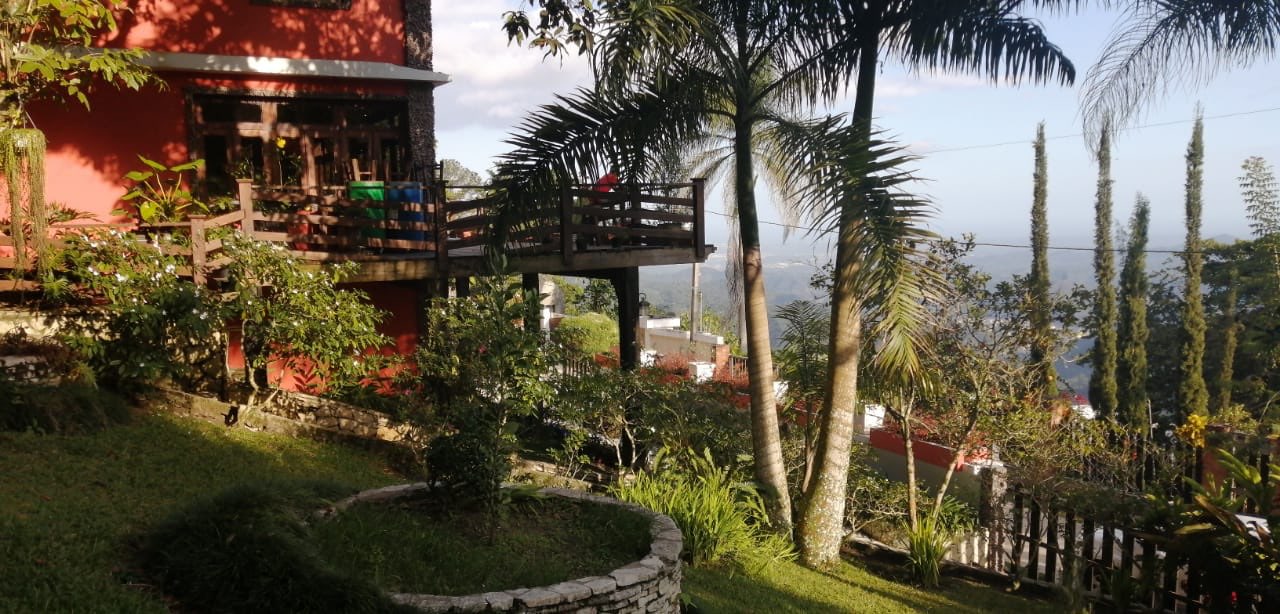casas vacacionales y villas - Vendo cada de veraneo en la montaña de san Cristobal la colonia de Cambita  9
