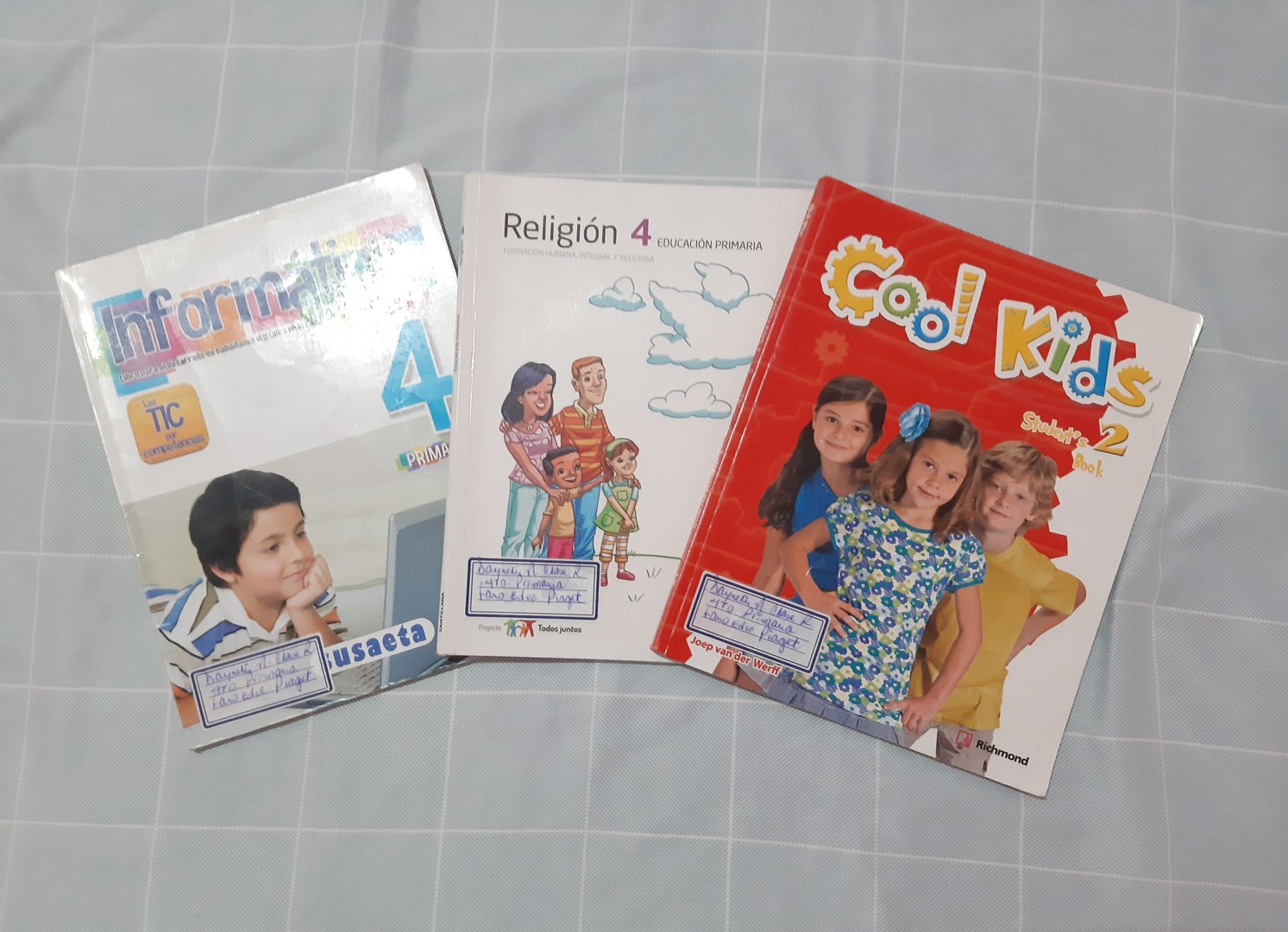 LIBROS: Informática, Religión e Ingles Cool Kids 4TO. PRIM.