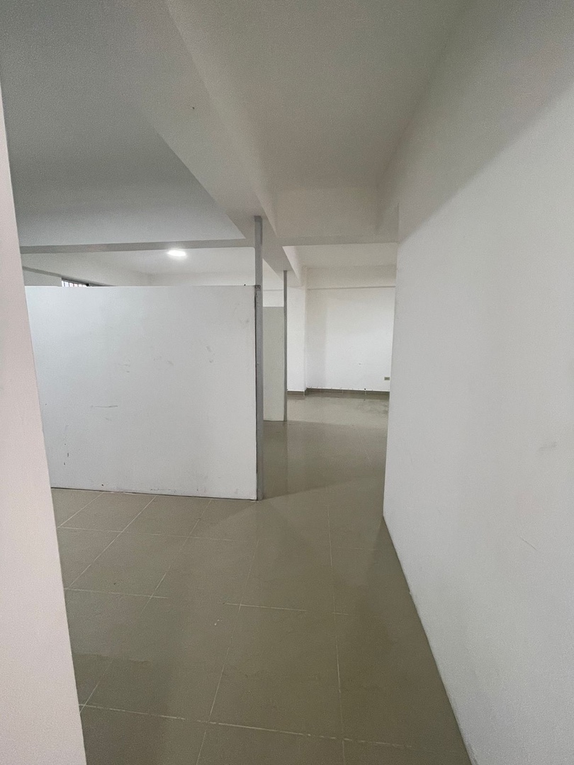 oficinas y locales comerciales - Oficina en renta Evaristo Morales  8