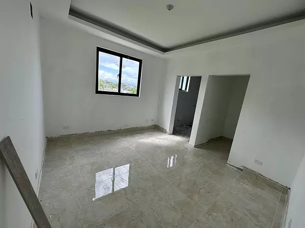casas - Casa en Urbanizacion Cerrada, Llanos de Gurabo 9