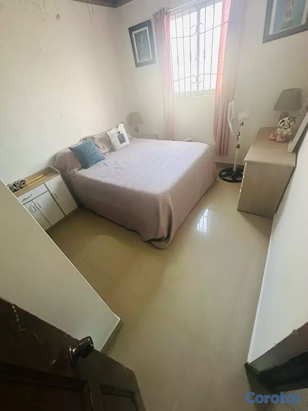 casas - CASA EN VETA EN SANTIAGO DE LOS CABALLEROS PRÓXIMO AL OLÉ JUAQUIN BALAGUER  5
