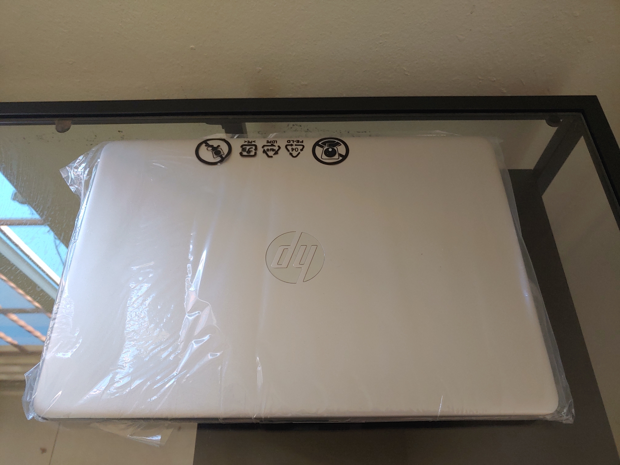 computadoras y laptops - Laptop HP 14 i3-1005G1 4GB Ram 128GB M2 Windows 10