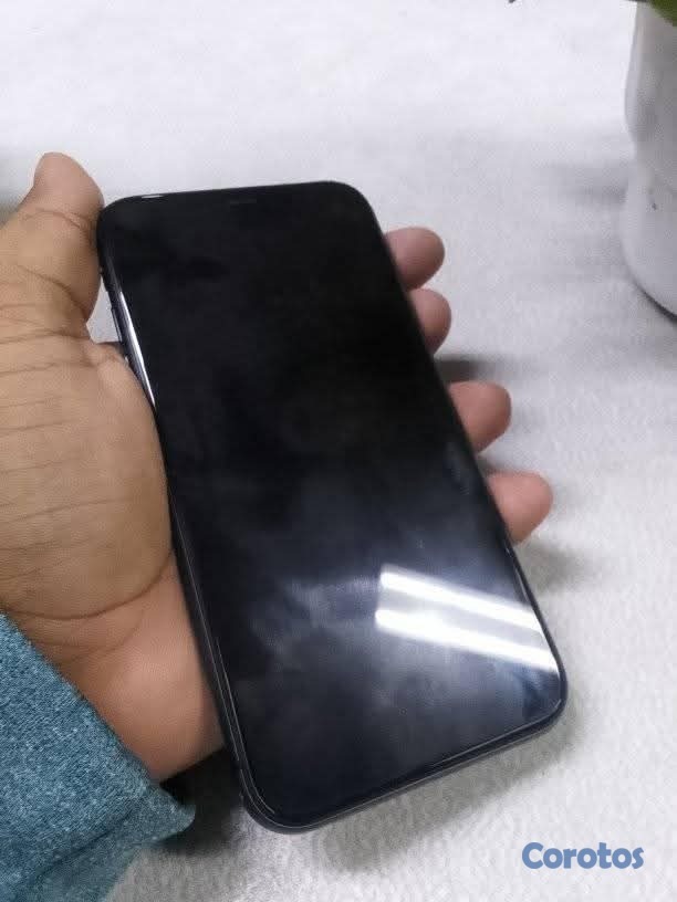 accesorios para electronica - Iphone 11 de 64gb 2