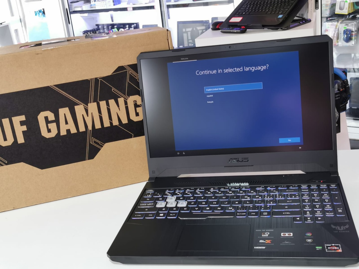 computadoras y laptops - NUEVA Gaming Asus FX505DRyzen 7 1tb hdd 8gb Ram 3gb GTX 1050