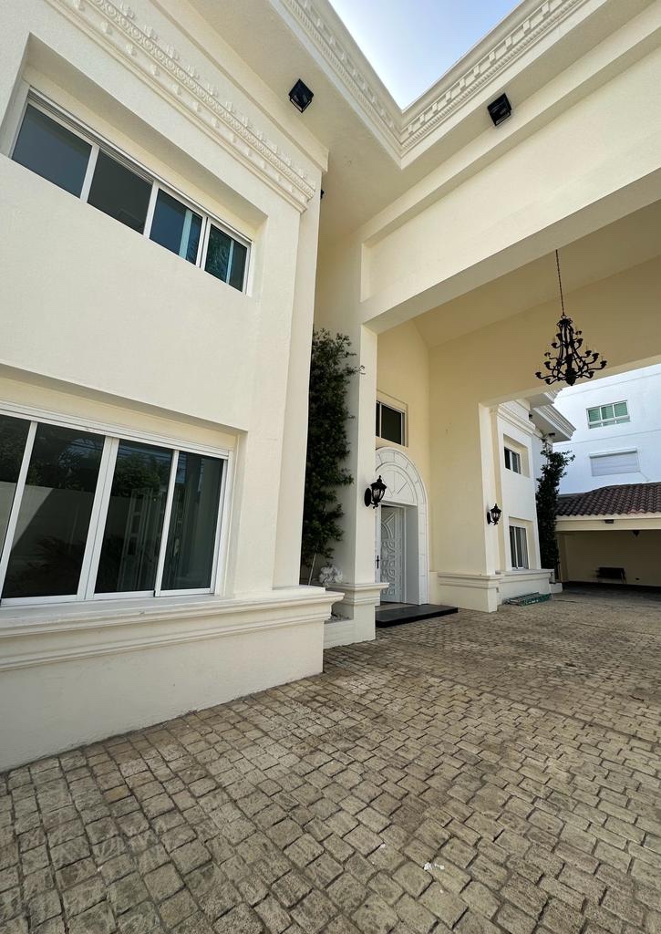 casas - Casa en Alquiler en Los Cacicazgos Ideal para Embajadas y Consulados