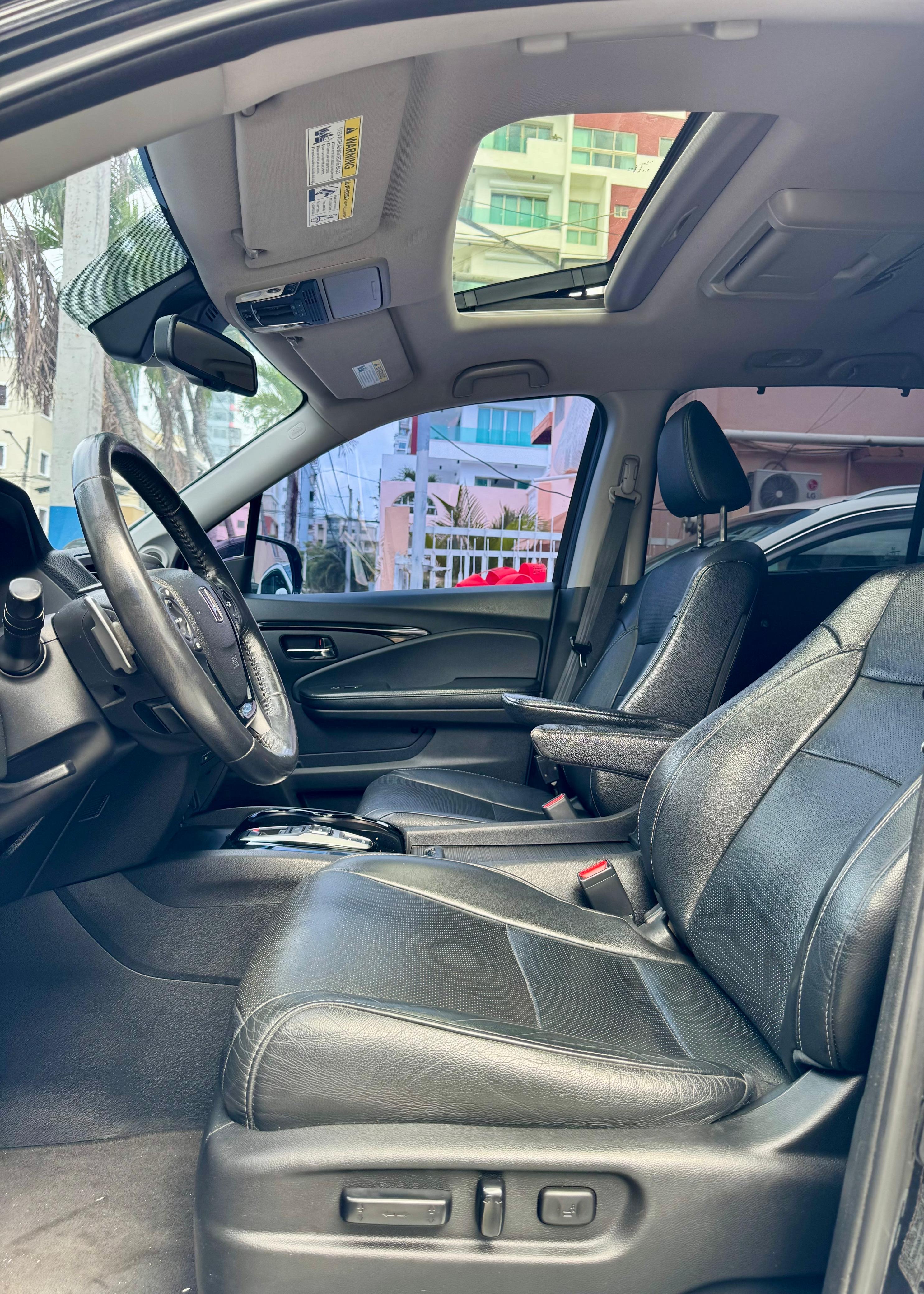 jeepetas y camionetas - Honda pilot Elitte 2017 4x4 9
