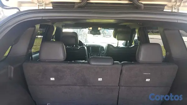 jeepetas y camionetas - 2014 Jeep grand cherokee summit v8 3
