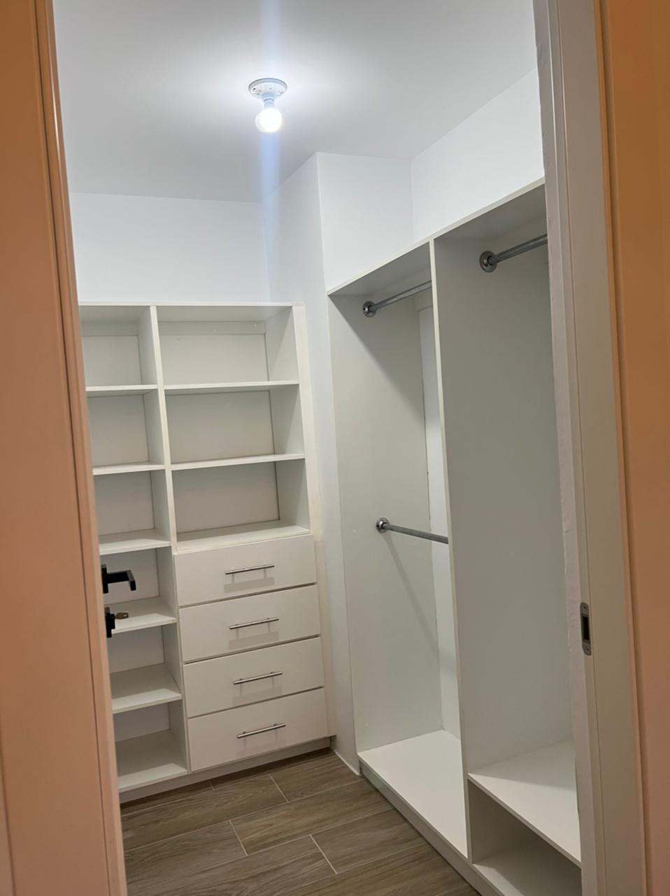 apartamentos - ¡Alquilo impecable apartamento en Bella Vista! 1