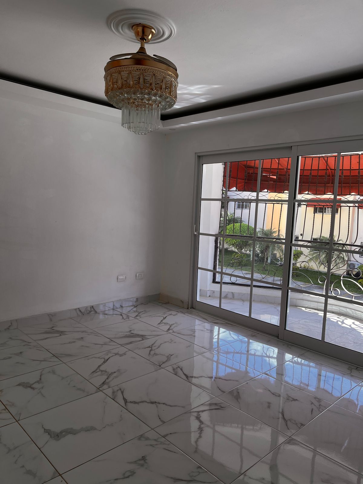 apartamentos - APARTAMENTO EN VENTA, LOS RIELES. 1