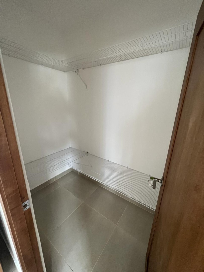 apartamentos - Apartamento 1er Nivel con Patio proximo al HOMS  5