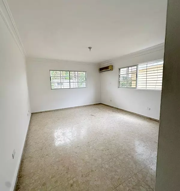 casas - Alquiler propiedad comercial  5