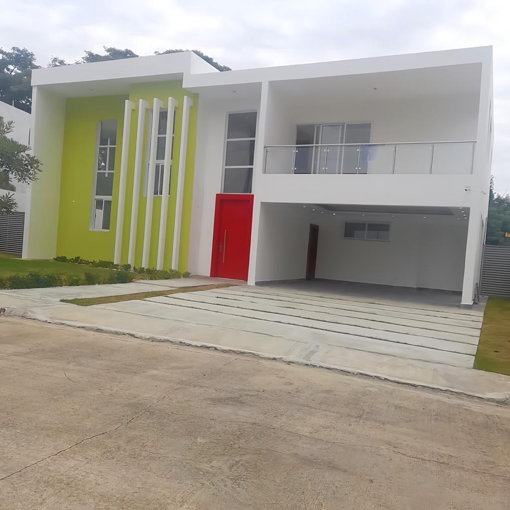 casas - Confortable Residencia de 2 Niveles en Proyecto Cerrado, Llanos de Gurabo