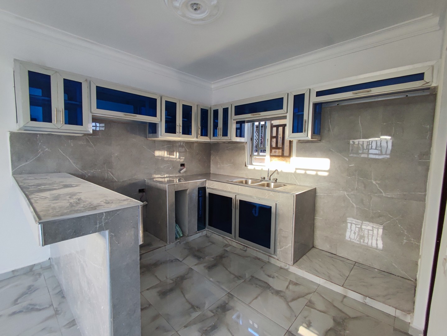 apartamentos - Se Renta Apartamento Nuevo en Sarmiento. 0