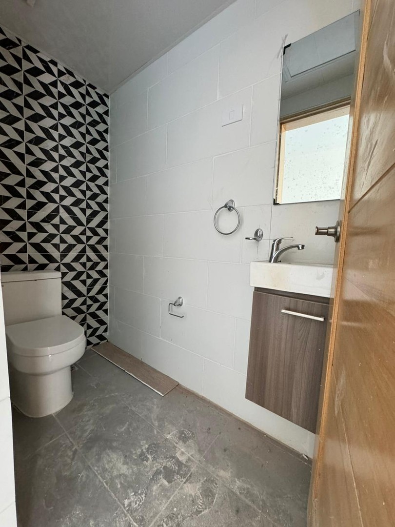apartamentos - Apartamentos Nuevos en Venta
BELLA VISTA SUR
USD 167,000.00 Piso 9
USD 172,000.0 8