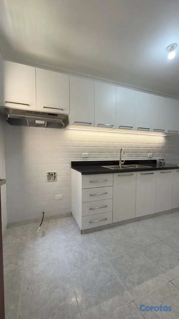 apartamentos - Alquilo apt de 2 hab en Evaristo Morales.  6