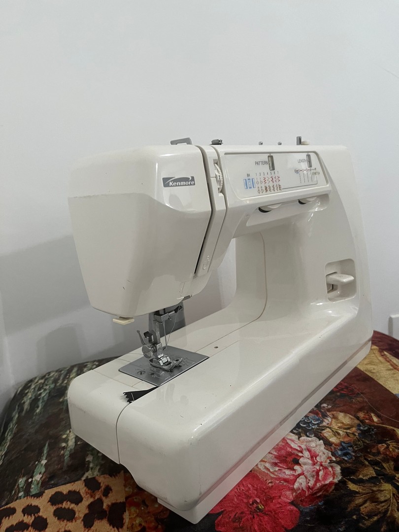 otros electronicos - Máquina de coser 8