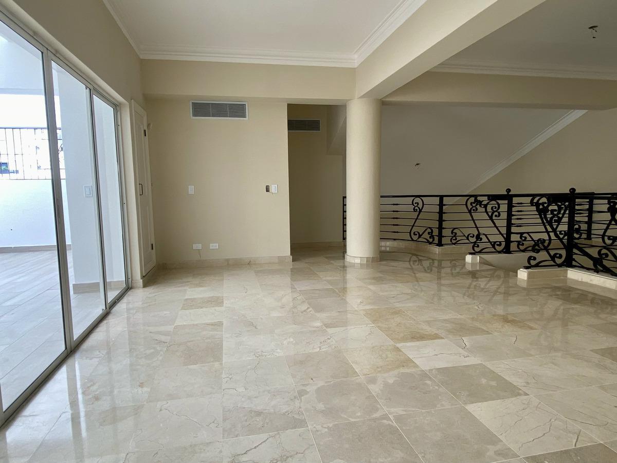 apartamentos - Vendo y alquilo apartamento en el centro de la ciudad. 5