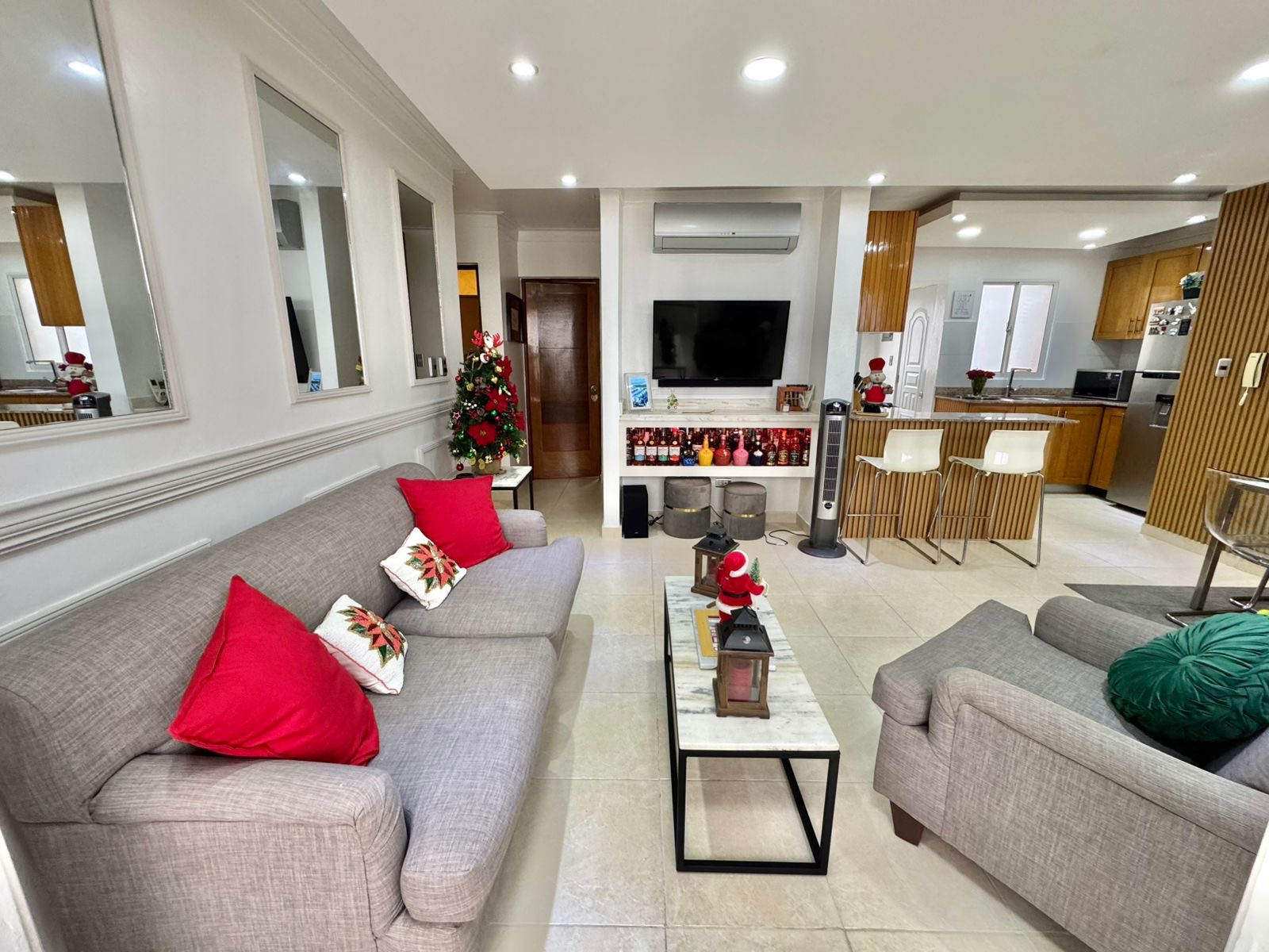 apartamentos - Vendo altos De Arroyo hondo 3 Ph tres hab parqueos 3