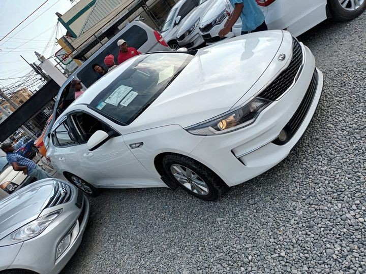 carros -  K5 2018 BLANCO700,000-Automático