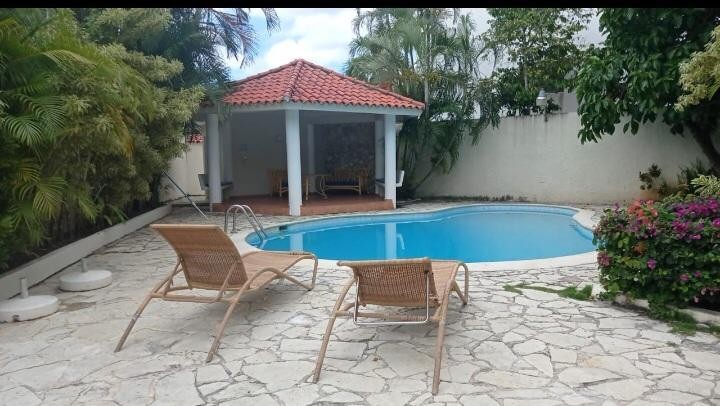casas vacacionales y villas - Se vende Villa amueblada en Juan Dolio 5