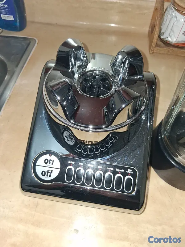 electrodomesticos - Licuadora Cuisinart PowerBlend 600W  5