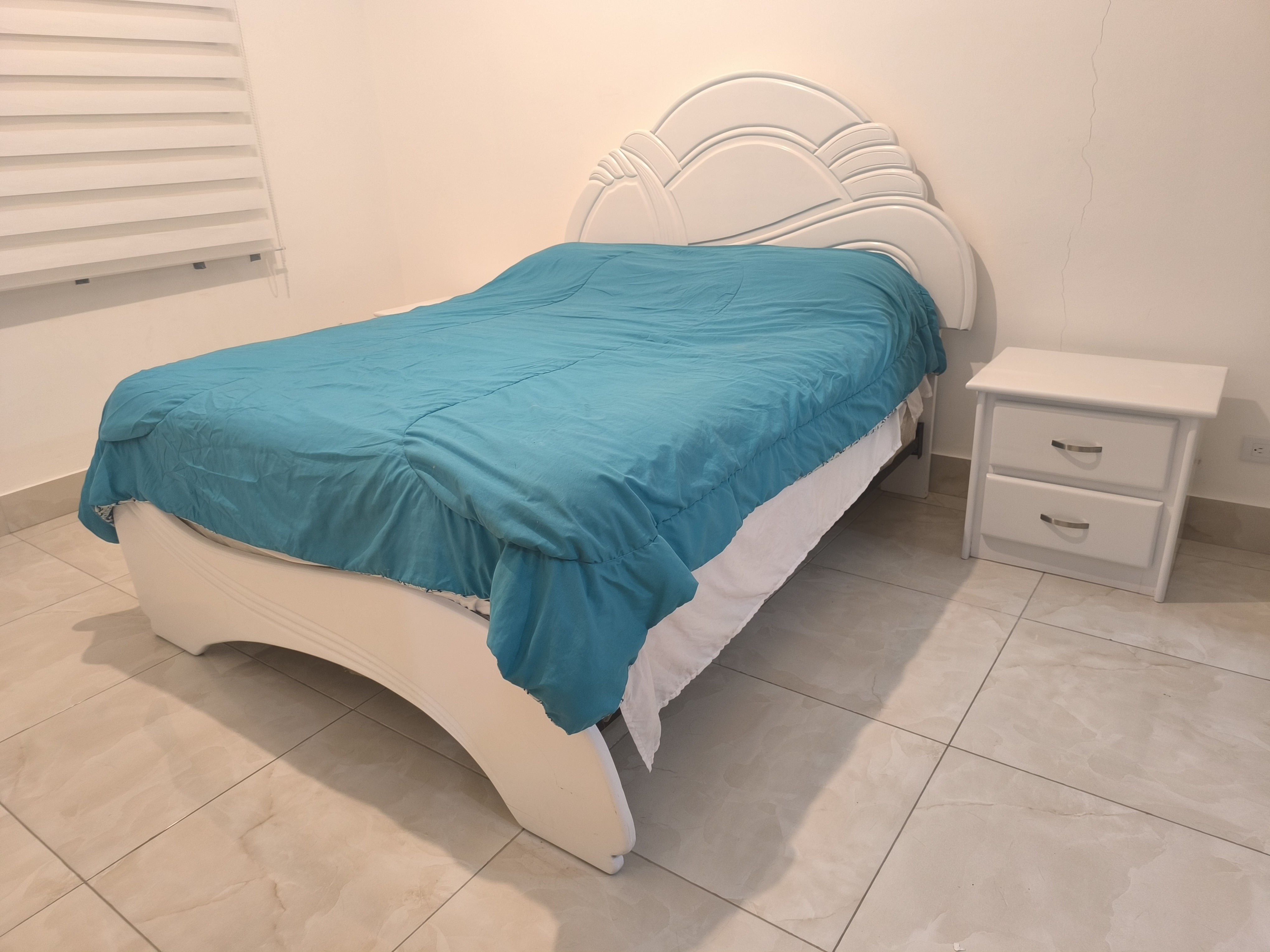 muebles y colchones - Juego de habitación  0
