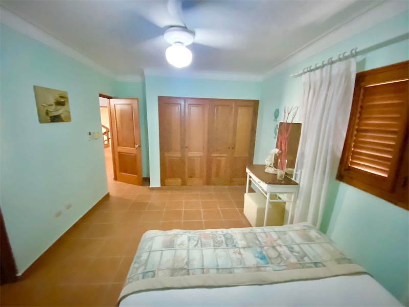 apartamentos - Venta de apartamento en primera línea de playa en Juan Dolio zona turística 4