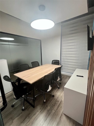 oficinas y locales comerciales - Local amueblado en el millon 3
