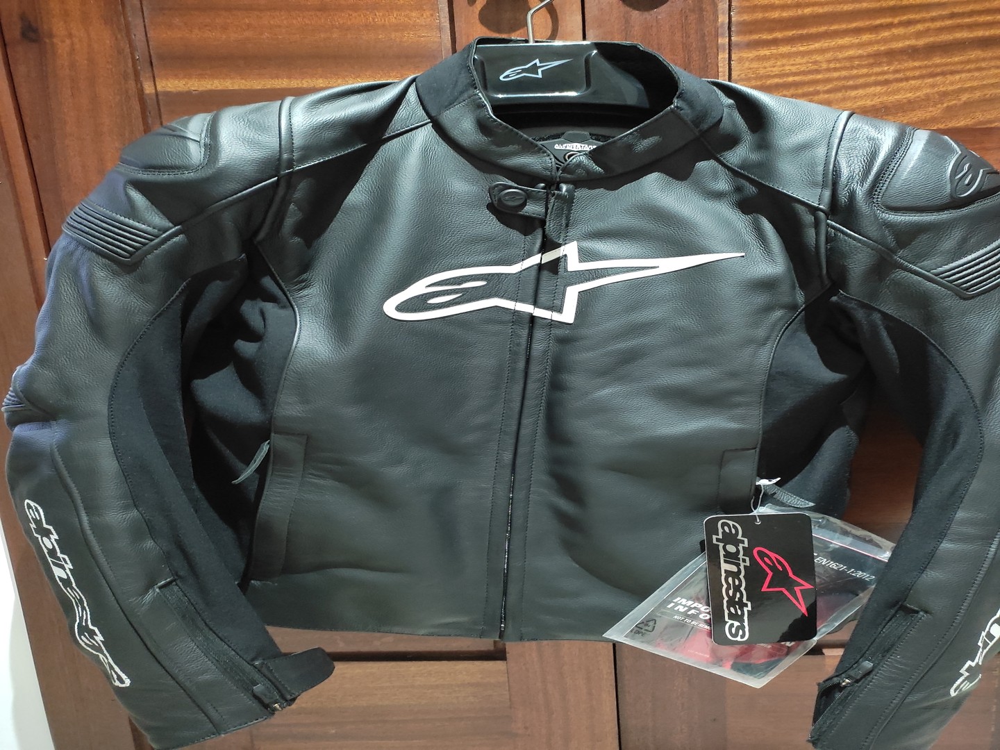 ropa para hombre - Chaqueta para moto AlpineStars SP1 Leather negra Size M 