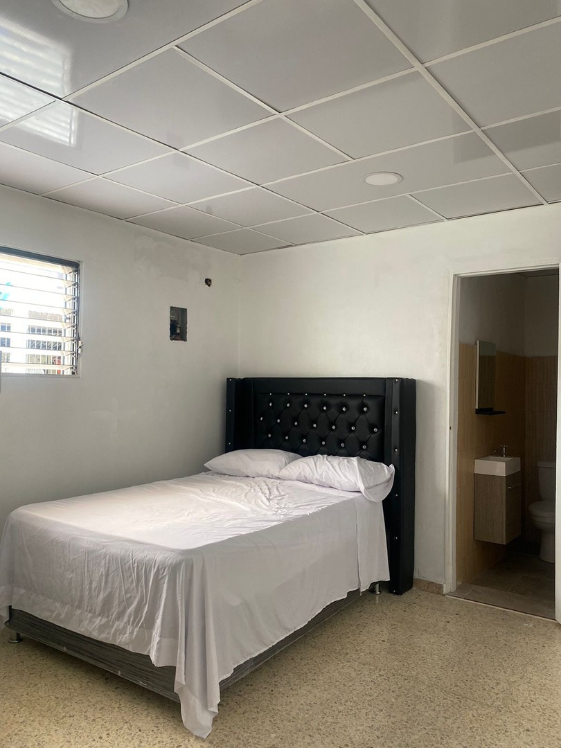 apartamentos - Alquiler Apartamento Estudio Amueblado Ubicado en Gazcue, Santo Domingo 4