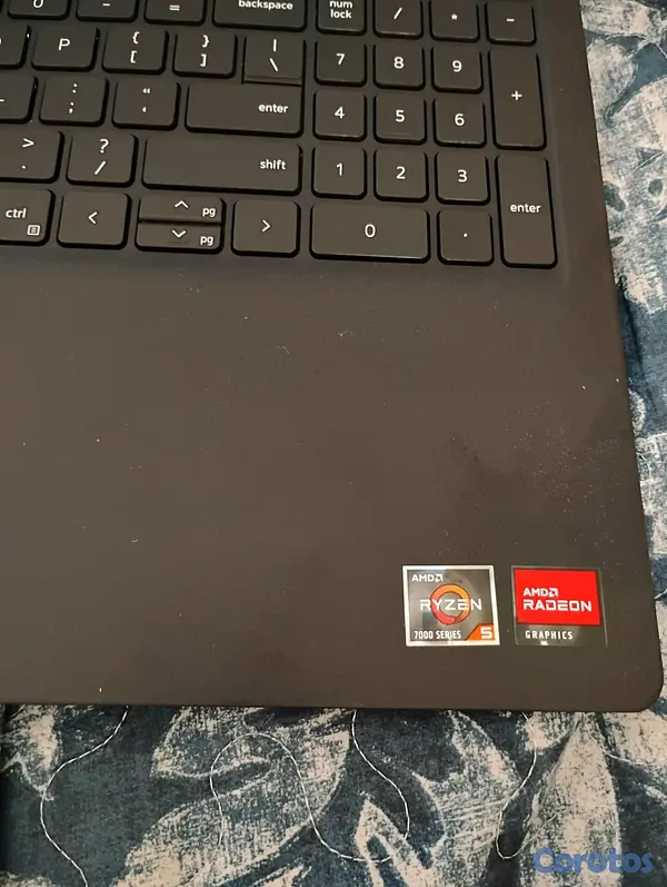 computadoras y laptops - Dell Inspiron business 15 Amd Rayzen 3