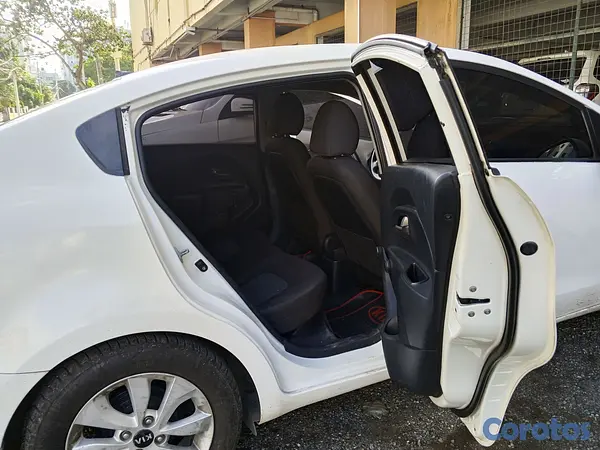 carros - KIA RIO 2016 nítido 5