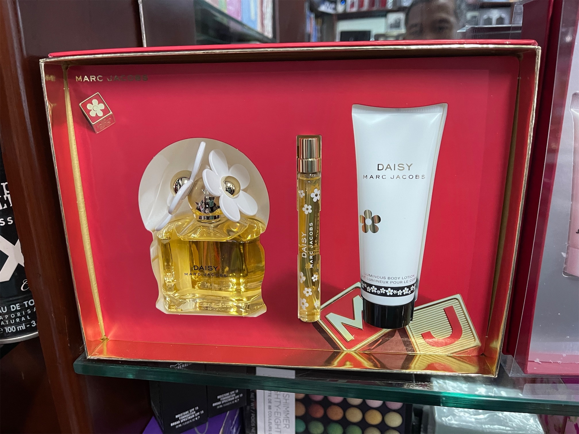 salud y belleza - Set perfume Marc Jacobs. AL POR MAYOR Y AL DETALLE 