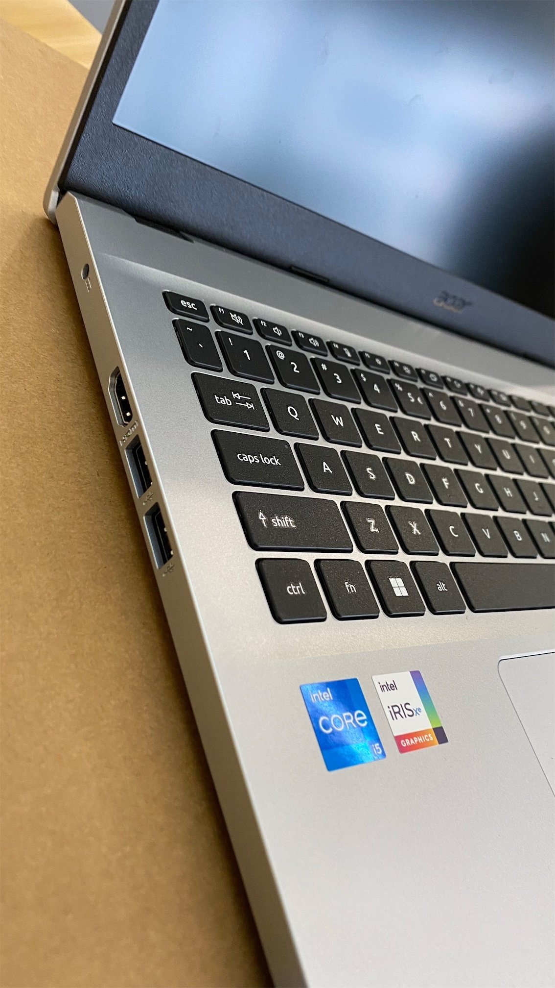 computadoras y laptops - Laptop ACER ASPIRE 3 A315 i5 12Th gen 15.6 pulgada 8Gb de ram 256Gb SSD nueva 6
