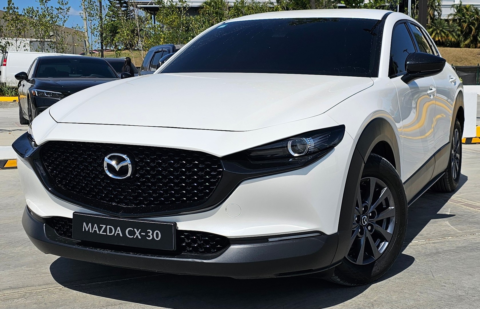 jeepetas y camionetas - Mazda CX-30 año 2024 con apenas 7000 Km, único dueño comprada en la casa(Viamar) 4
