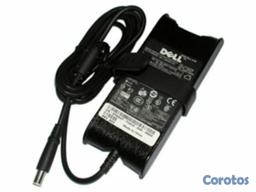 computadoras y laptops - CARGADOR FUENTE PARA LAPTOP DELL  PUNTA GRUESA 65 WATTS 1.5A 50-60HZ IM