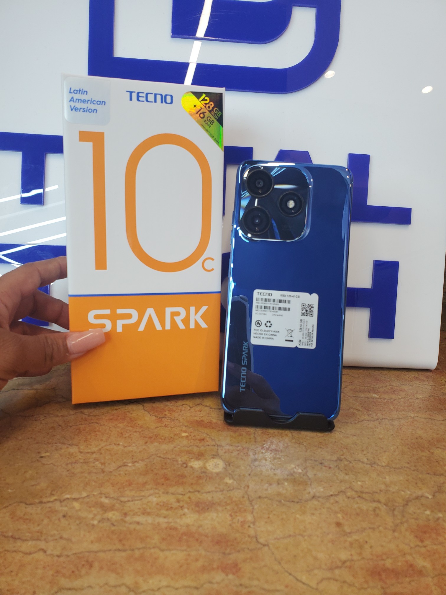 celulares y tabletas - Tecno 10pro 256gb 16RAM