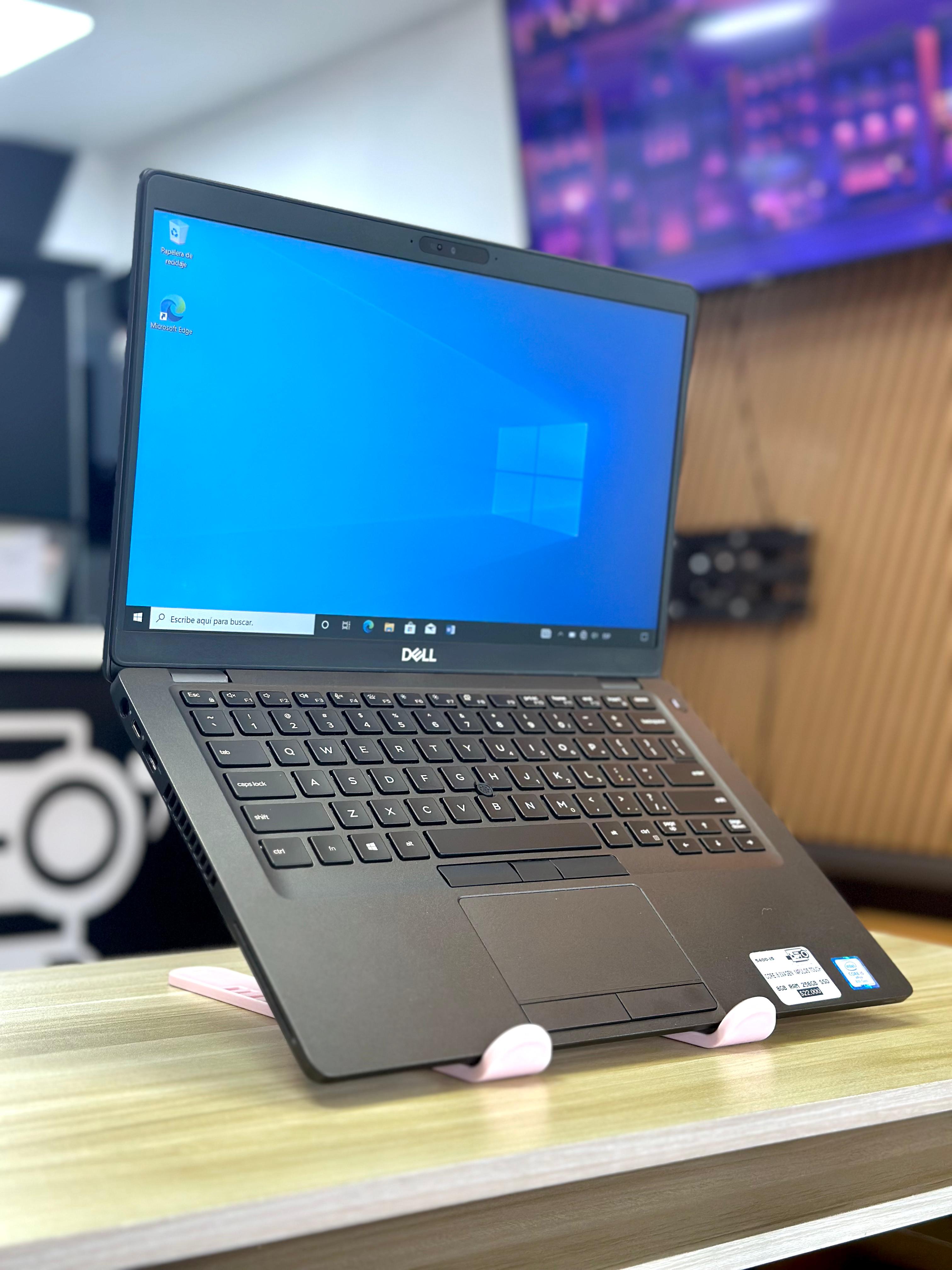 computadoras y laptops - Laptop Dell TOUCH i5 8va generacion 3