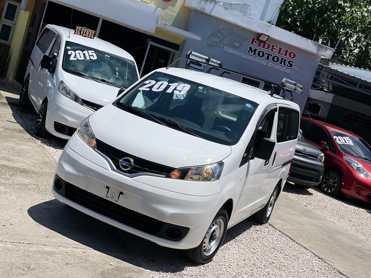 jeepetas y camionetas - 2019 Nissan Vanette NV200