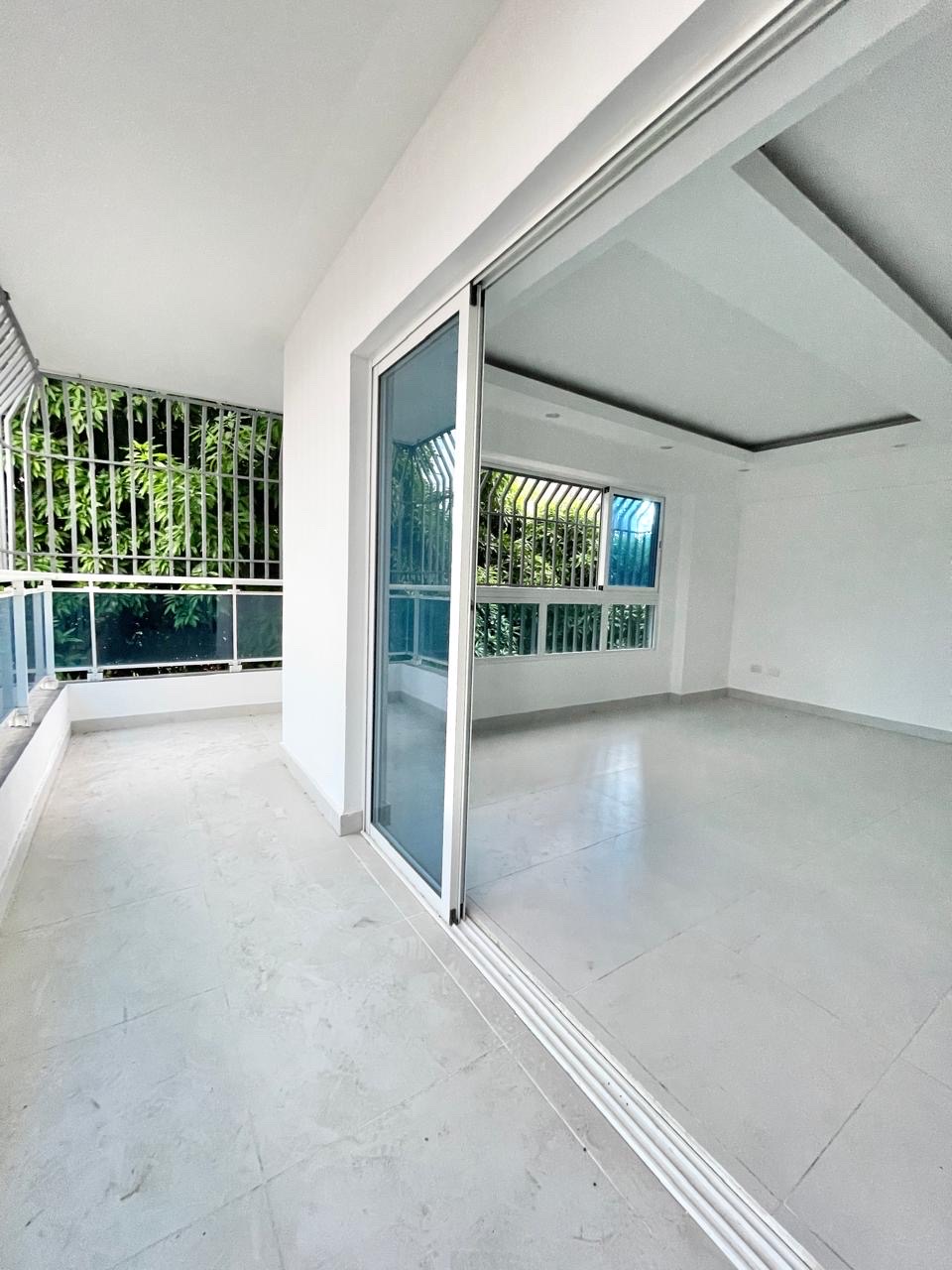 apartamentos - Evaristo Morales 📍Apartamento en Alquiler 3 habitaciones 2 Parqueos  1