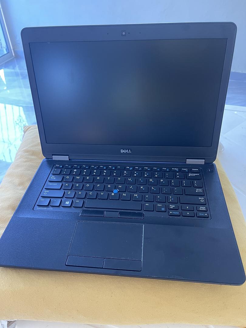 computadoras y laptops - vendo laptop nueva destapada 2