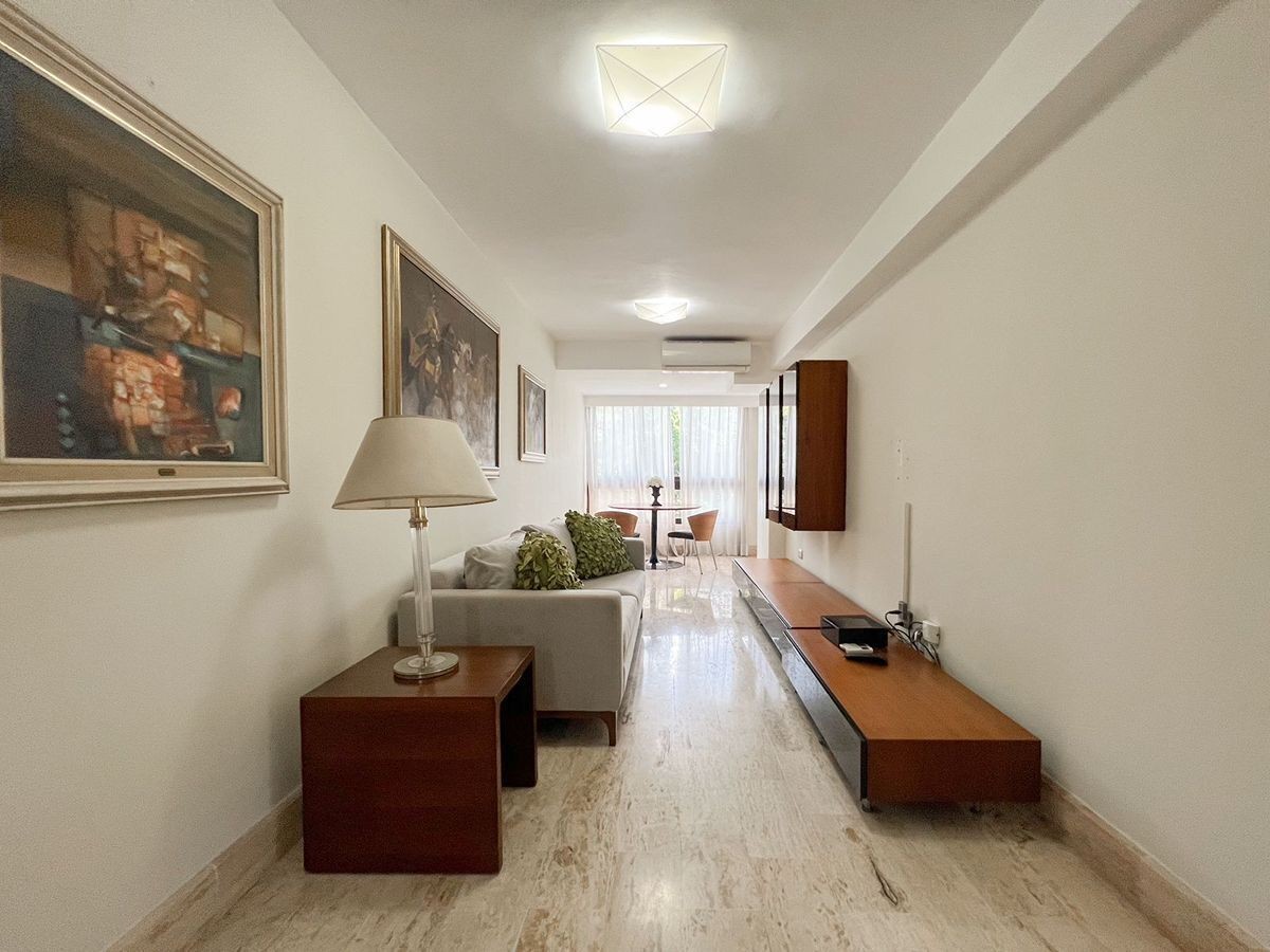 apartamentos - Apartamento Amueblado Remodelado, Amplio En Zona Exclusiva De Piantini. 6