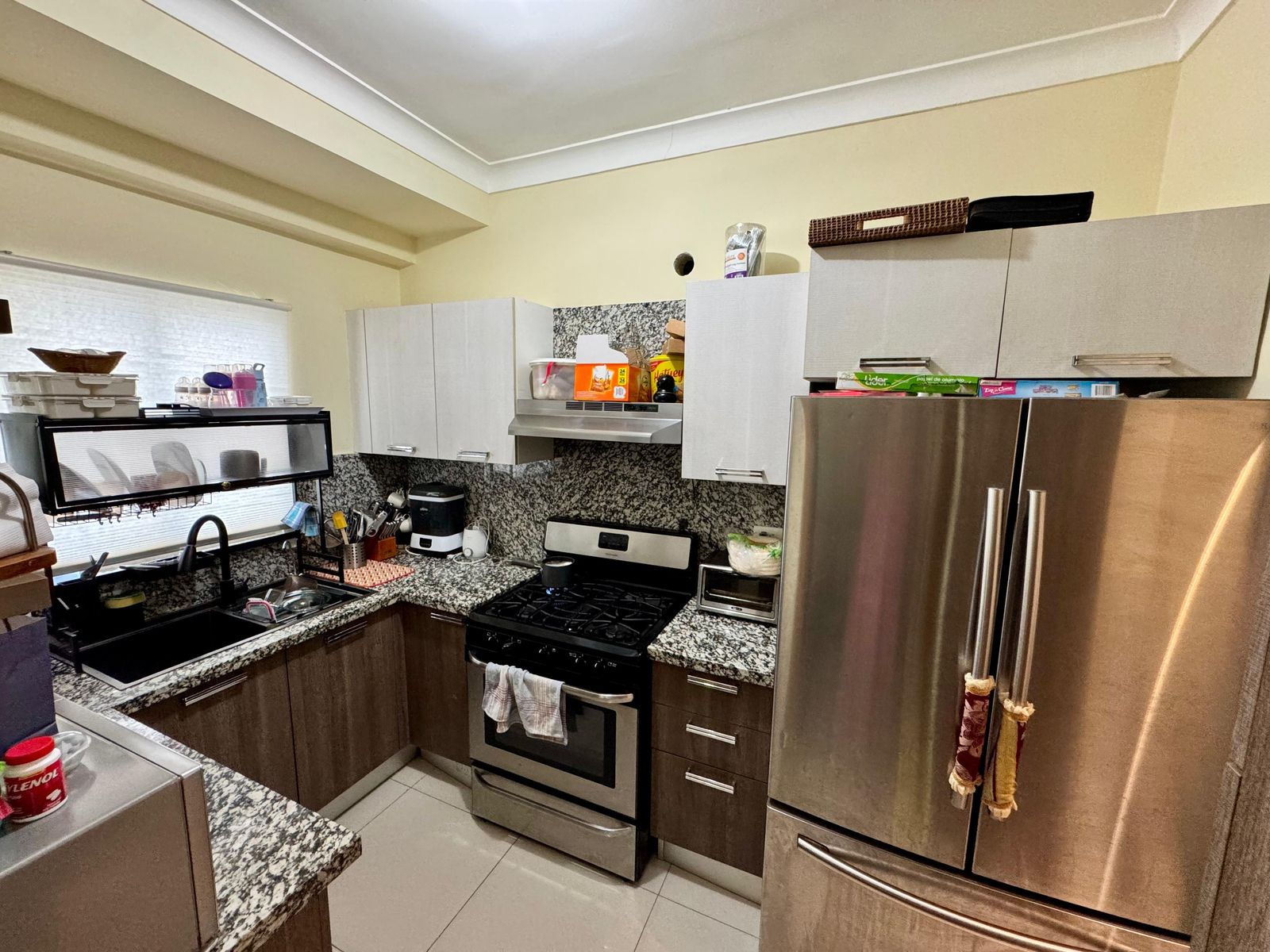 apartamentos - Vendo Ph en el millón piso 5 y 6 tres hab con su b 8