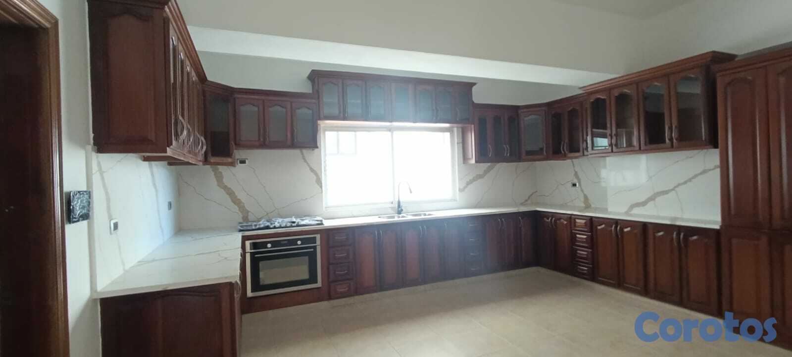 apartamentos - Renacimiento, Amplio apartamento en Torre Clásica 4