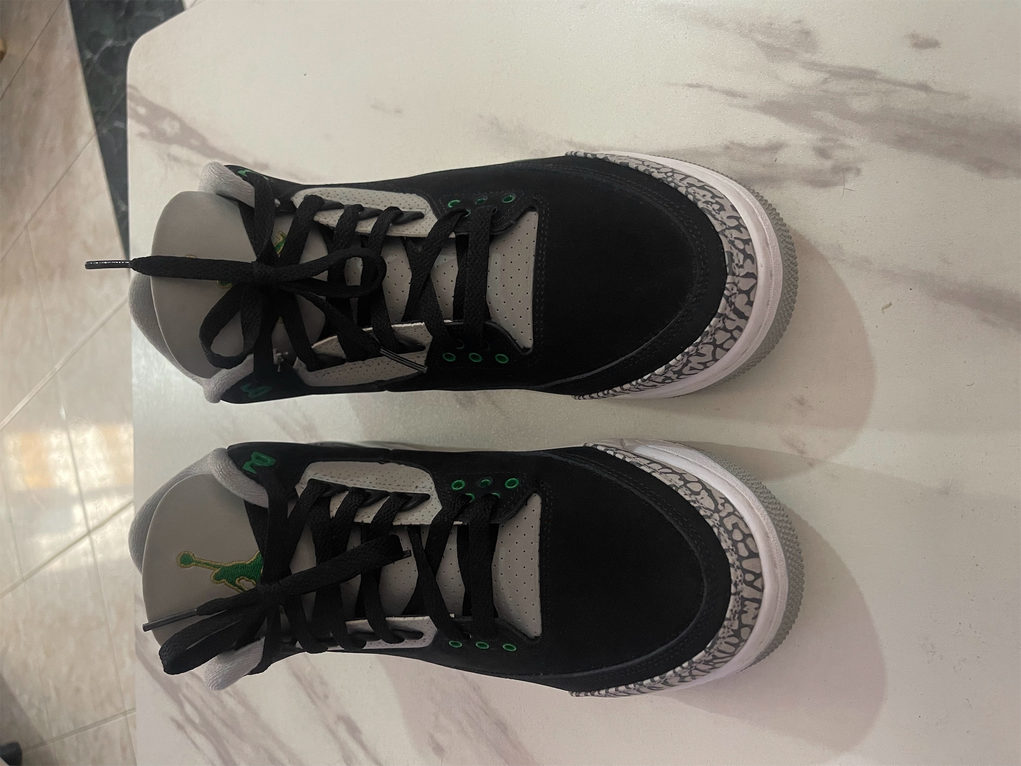 zapatos para hombre - Jordan 3 pine green size 9.5 del kilo