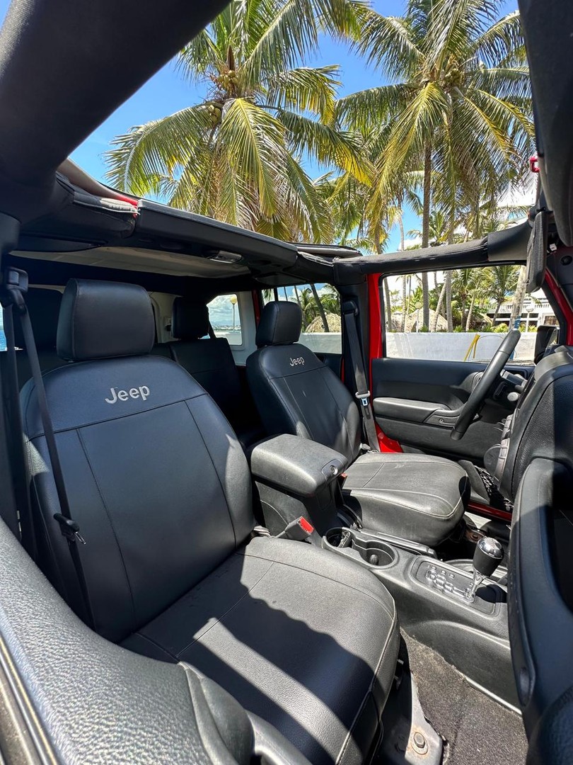 jeepetas y camionetas - Jeep wrangler unlimited JK 2018 impecable  5