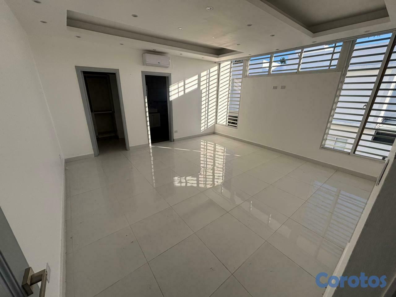 casas - Casa de 2 niveles en venta en Altos De Arroyo Hond 6